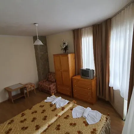 Elena Pensionat Banja